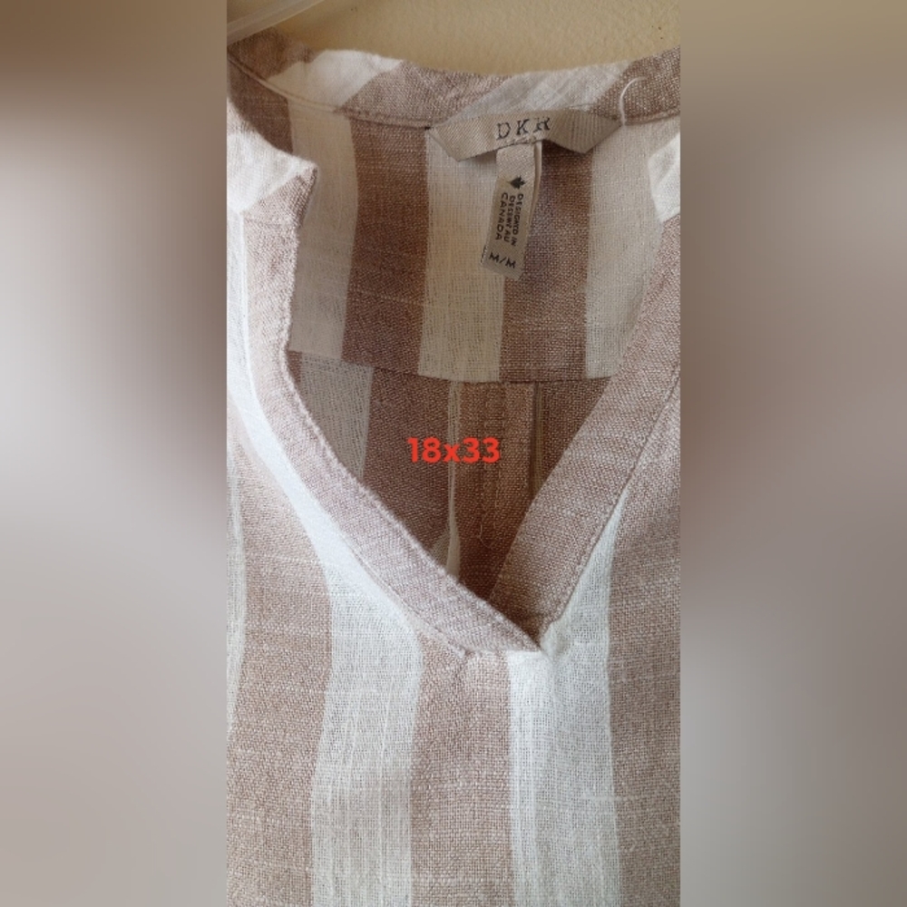 NWOT Sleeveless Dress with Notched “V” Neckline, Inverted Back Pleat and Pockets - Picture 3 of 5
